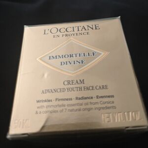 L'Occitane Immortelle Divine Advanced Youth Face Care